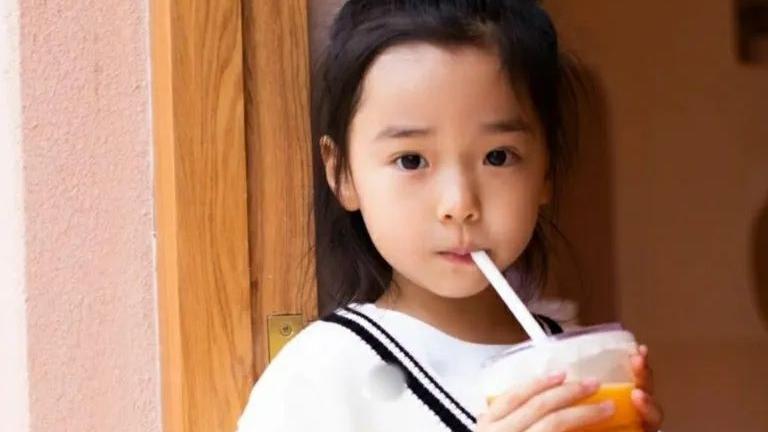 胡军|不浪费优秀基因！这5位星二代颜值超越父母，一个比一个有星相