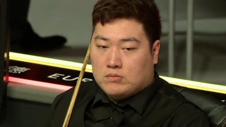马克·塞尔比|2-4到5-4，决胜局大逆转，中国00后天才神勇，颜丙涛淘汰塞尔比