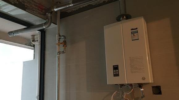 热水器装在哪里比较好？首选并不是卫生间，还有2个位置更合适