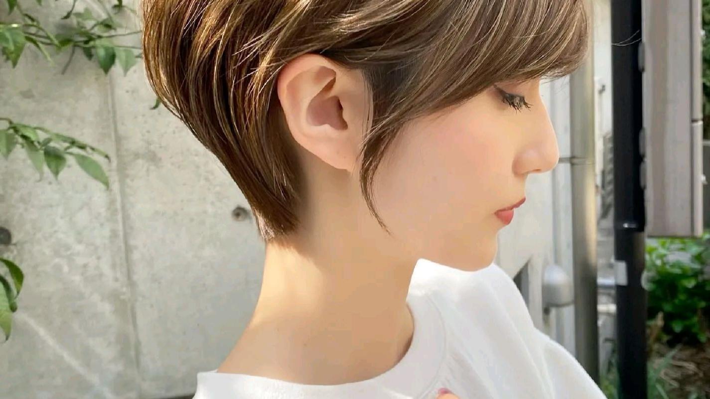 发型 女士发型别乱剪，最美最火还是这四种，剪完就像变个人
