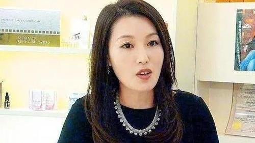 古天乐|她是古天乐唯一承认的女朋友，相恋7年分手，现年46岁还是单身