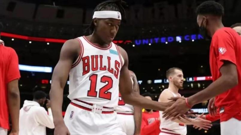 |3小时被抛弃12次，他名叫阿约·多森姆，NBA接受他的愤怒吧
