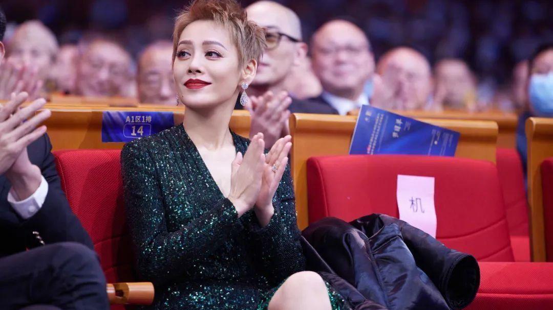 宁静|宁静再上综艺“浪姐3”，还将带队和那英打PK？