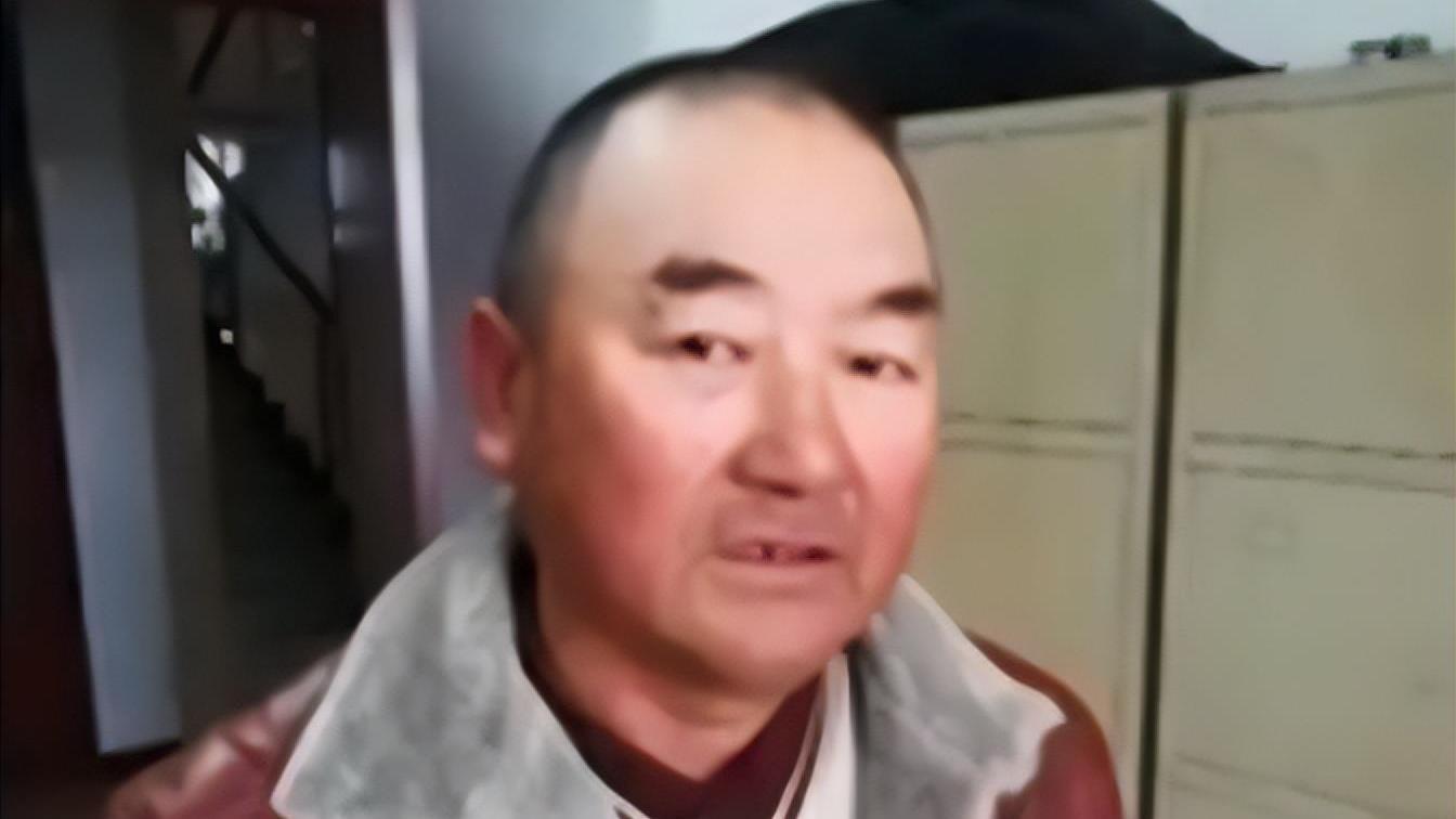 饵料|3年前，江苏5旬男子垂钓66天晒成阴阳脸，谁料帮警方侦破一件大案