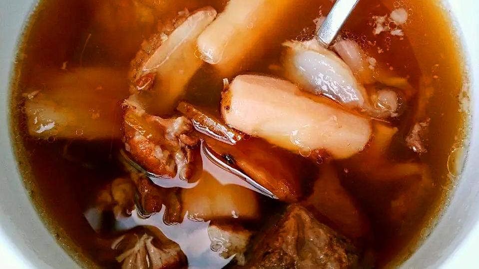 枇杷|五一假期，轻松学会3道润肺去火汤的做法，大人和小孩都喜欢喝