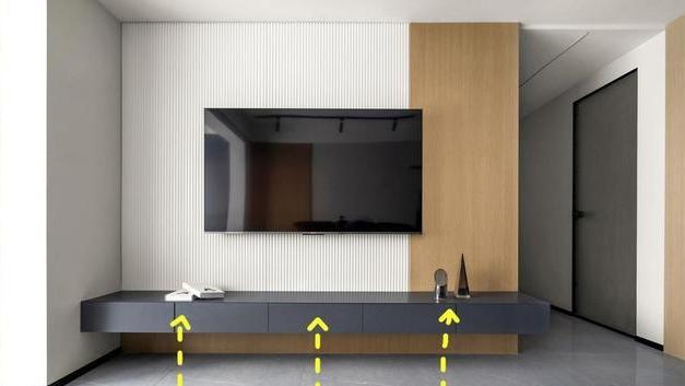 随着去电视+去客厅化的流行，电视柜也被地台取代，确实漂亮实用