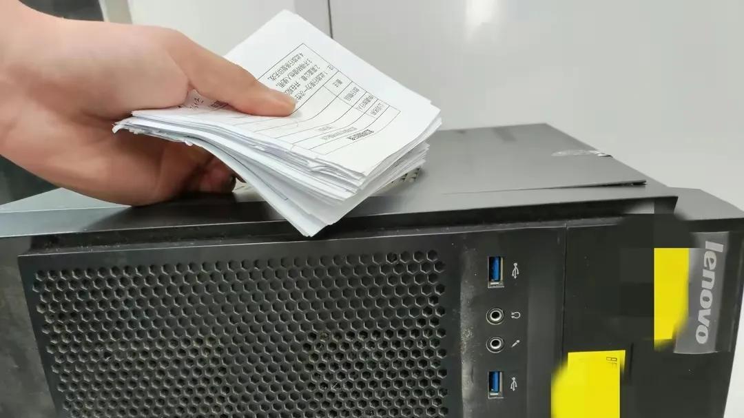 硬盘|抢到了i5六代/七代 + 8G内存 + 1T机械硬盘，大家猜猜多少钱？