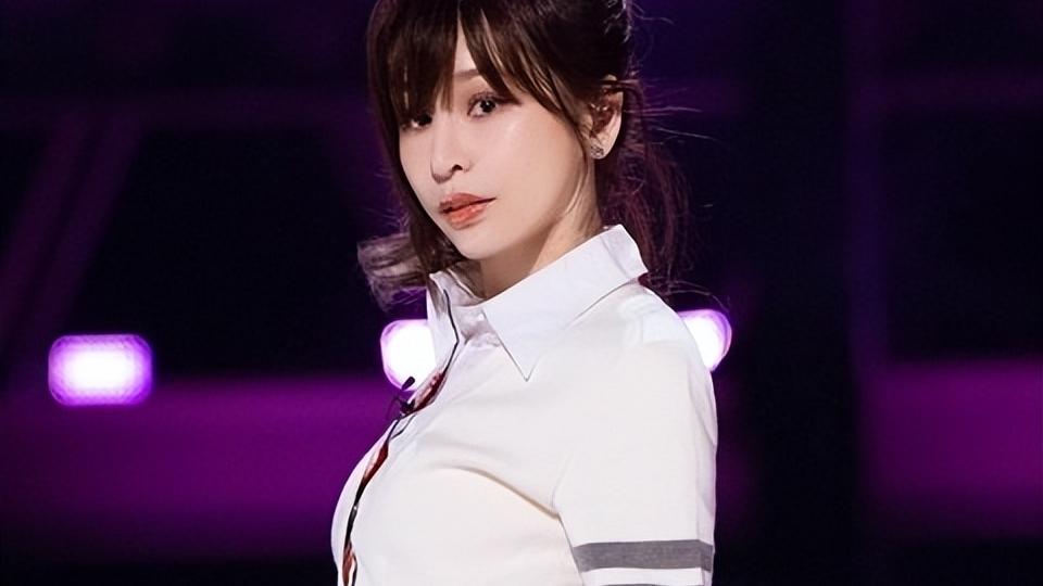 王心凌|公司董事会号召员工投票王心凌，节目组紧急发声：追星要保持理智