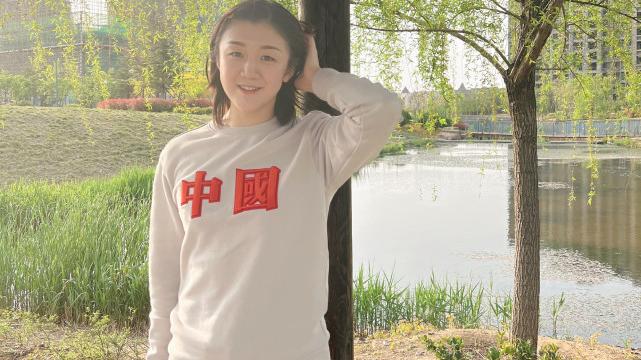 陈梦|真美！国乒世界第一陈梦晒健身照，胸口“中国”2字太帅气