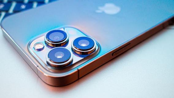 iPhone|2022年换新手机，内行人建议一步到位，这3款手机性能配置极佳