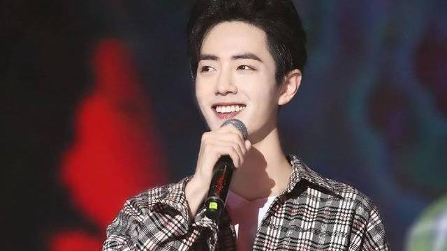 肖战|肖战8字祝福香港回归25周年，得到官方回应，携手再上新征程