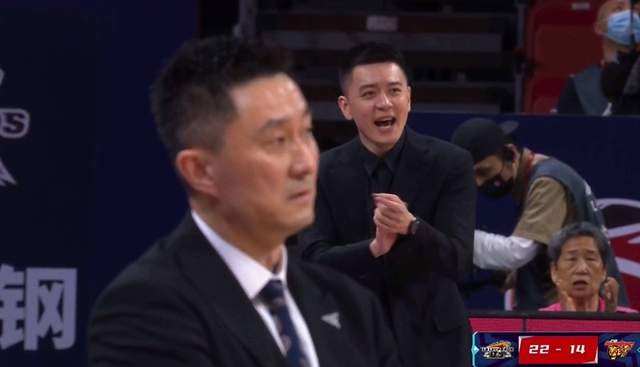 辽宁男篮|还想欺负杨鸣？杜指导和广东江郎才尽，今日辽篮冷静地可怕