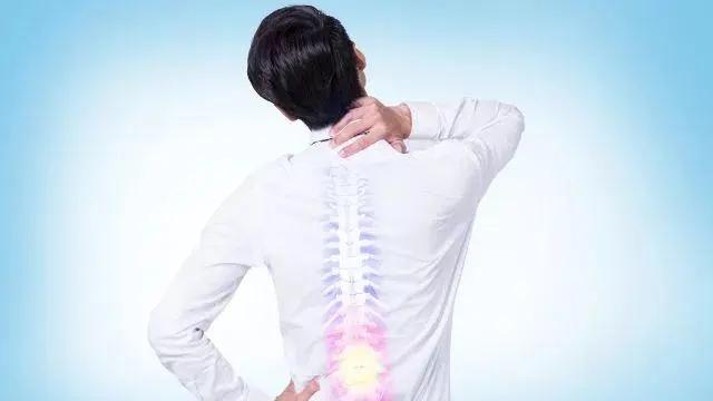 黄芪|王医生：强直性脊柱炎导致的骶髂关节痛会一直持续吗？