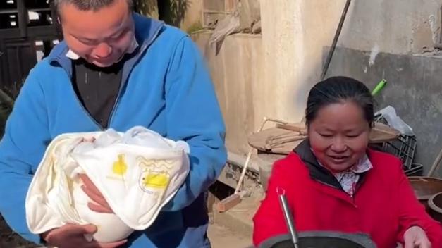 |小春花夫妇停更43天，网传女方在咨询离婚，疑似与婆媳矛盾有关