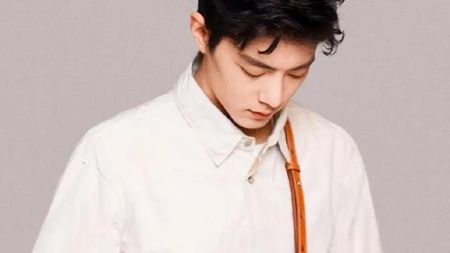 肖战|肖战登英文报《Thestar》，黑粉机关算尽做无用功！