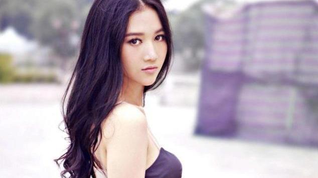 男神|她出道30年零绯闻，老公是大家的“男神”，如今老公疼爱有加！