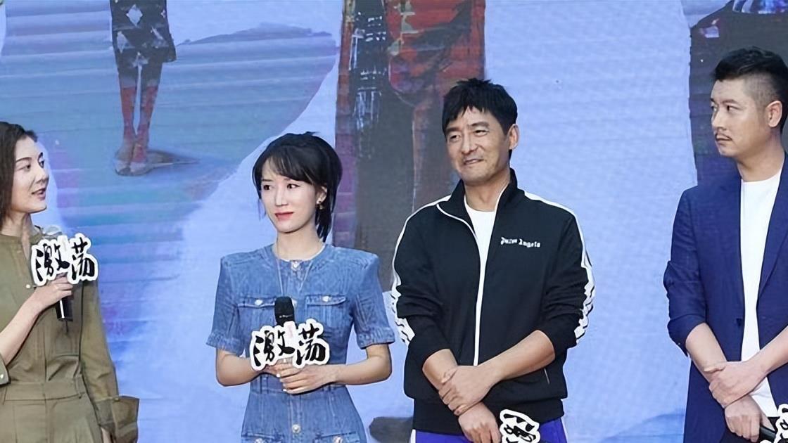 车晓|车晓李念罕见同框，仅差3岁形象差别大，一个霸气一个温柔