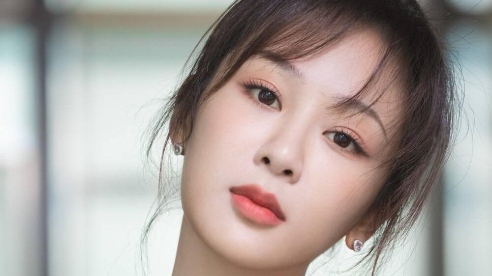 裁员潮|裁员潮下！月薪一万五，26岁素人求职，被要求要有“性经验”