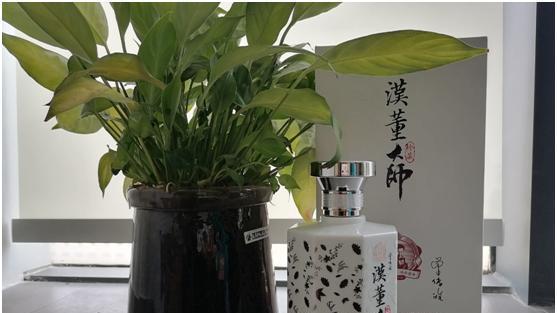 银耳|提醒酒友：年纪大了要忌酒！这3类酒能不喝就别喝，别不当回事