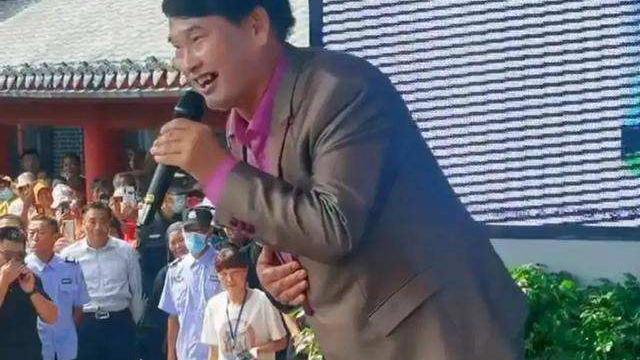 朱之文|朱之文商演现场人山人海！出场费15万太亲民，引流堪比顶流明星