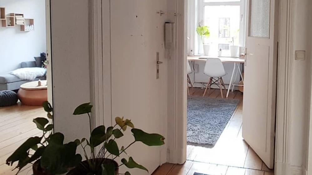 80后德国夫妇改造旧家火了，从被人嫌弃到争相效仿，网友：太明智