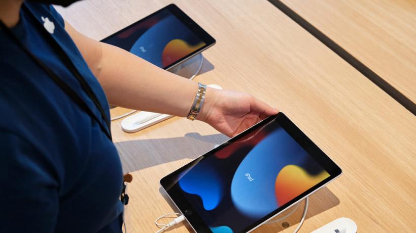 小米科技|小米平板5Pro销量夺冠，iPad为何黯然失色？网友一句话道出原因！