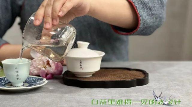 稻谷|传闻白茶老银针味道怪，不值得喝，深入分析是谣言还是真相？
