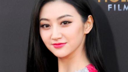 景甜|景甜违反广告法被罚款七百多万，被评失德艺人，或将被封杀！