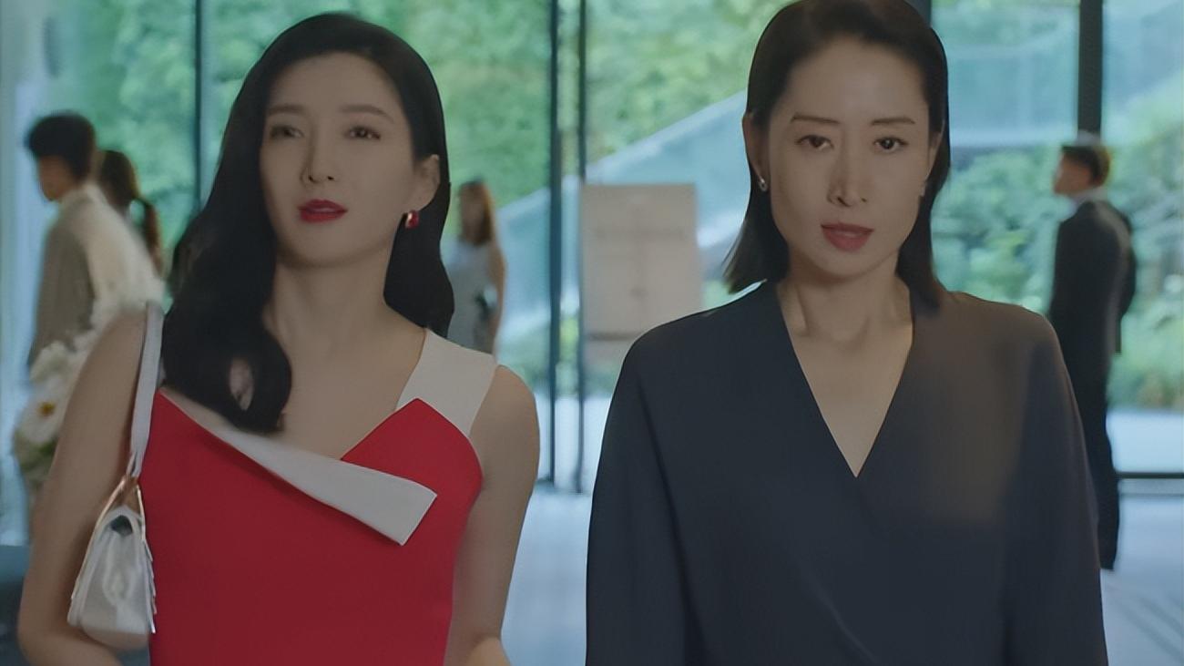 江疏影|《女士的法则》首播收视未进前三，男女主没CP感，江疏影用力过猛