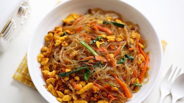 萝卜|适合上班族的早餐，10分钟就能搞定，解馋抗饿，比出去买强多了