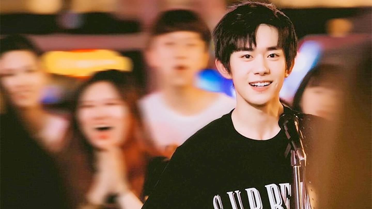 易烊千玺|易烊千玺：生在娱乐圈却没有长成娱乐圈的样子