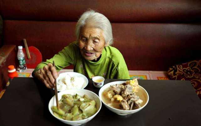 长寿|为何多病的人长寿，没病的人却容易早死？名中医黄煌告诉你答案