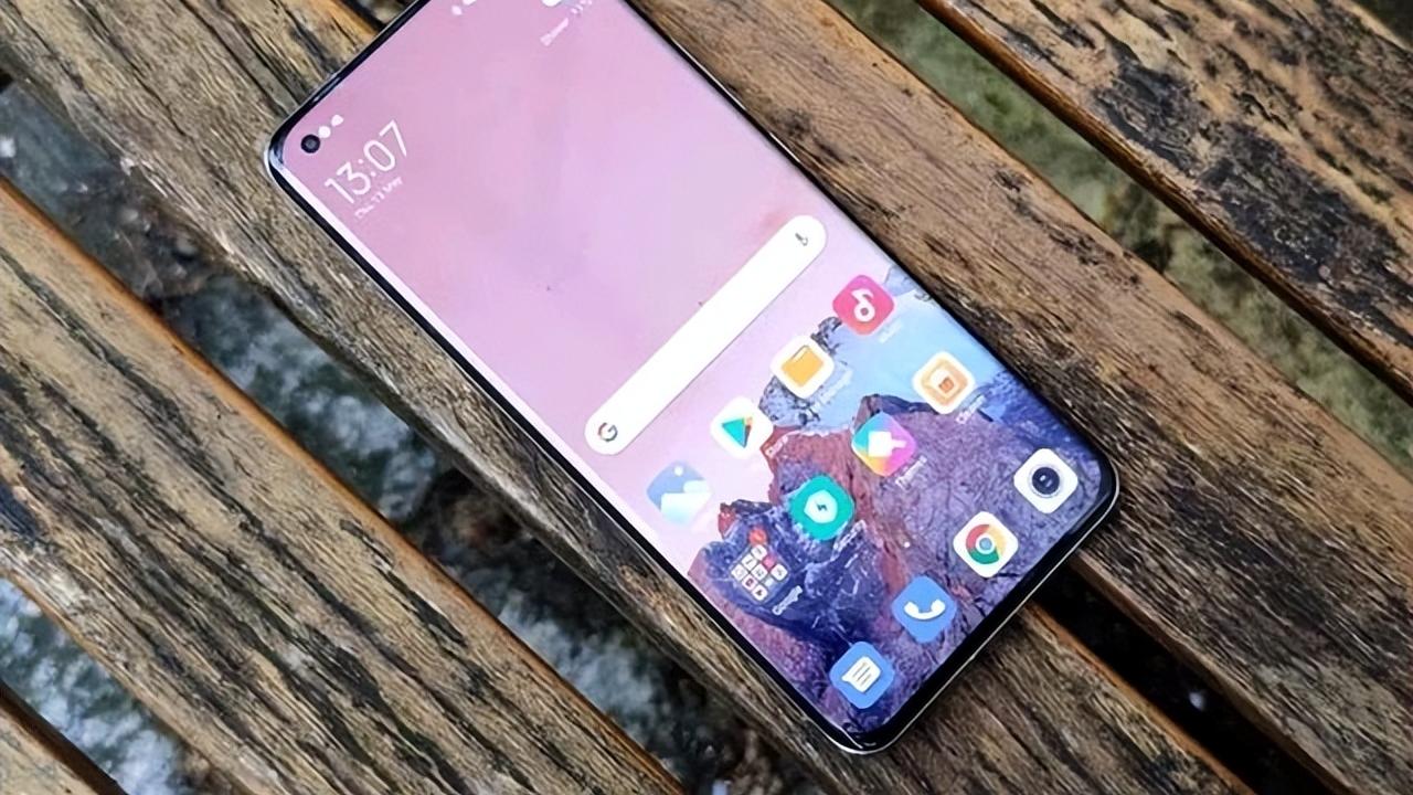 电池|决定手机能用几年的不是价格，这三点关键因素更加的重要