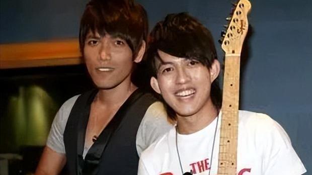 李一桐|“情歌王子”杨宗纬幻灭史：一步错步步错，再到满盘皆输正常不过