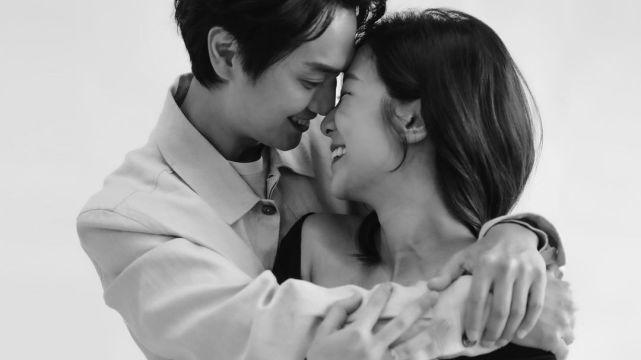 何雁诗|前TVB女艺人何雁诗产子第7天就开始做瑜伽 直言当新手爸妈不容易