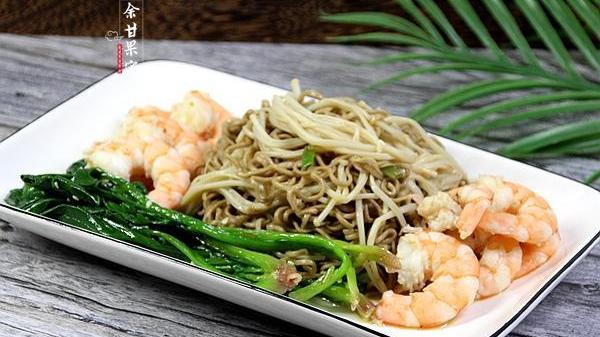 食材|晚餐宜清淡，将几种食材拌一起，少油少盐不用担心会发胖