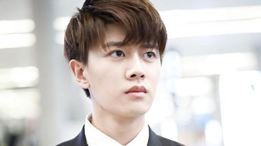 制服|王鹤棣，炎亚纶，赵丽颖，大s，景甜，任嘉伦！