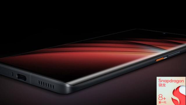 雷军|小米高管：小米12 Ultra新机用了两天的感受就一个字，稳！