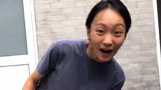 邵雨轩|25岁江苏女孩拍视频成网红，一条视频报价50万，轻松年入3000万