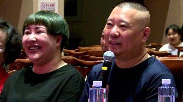 郭德纲|郭德纲在外面连别人递的水都不喝，这么谨慎的人，绝对不会出轨