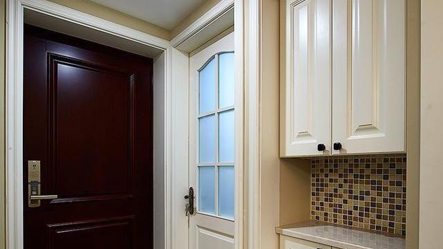 25万装美式新房，其中5万定制柜子，看完过道柜子构造就觉得值了