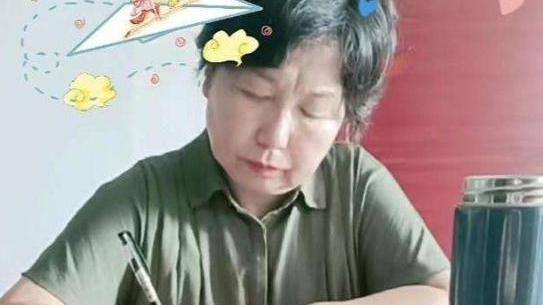 杜新枝|网上爆料杜新枝给田静打电话表示想念姚威，网友嘲讽：脸皮真厚！