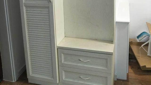 临近完工老婆突然花5000定制电视柜，邻居看完就要走了电话