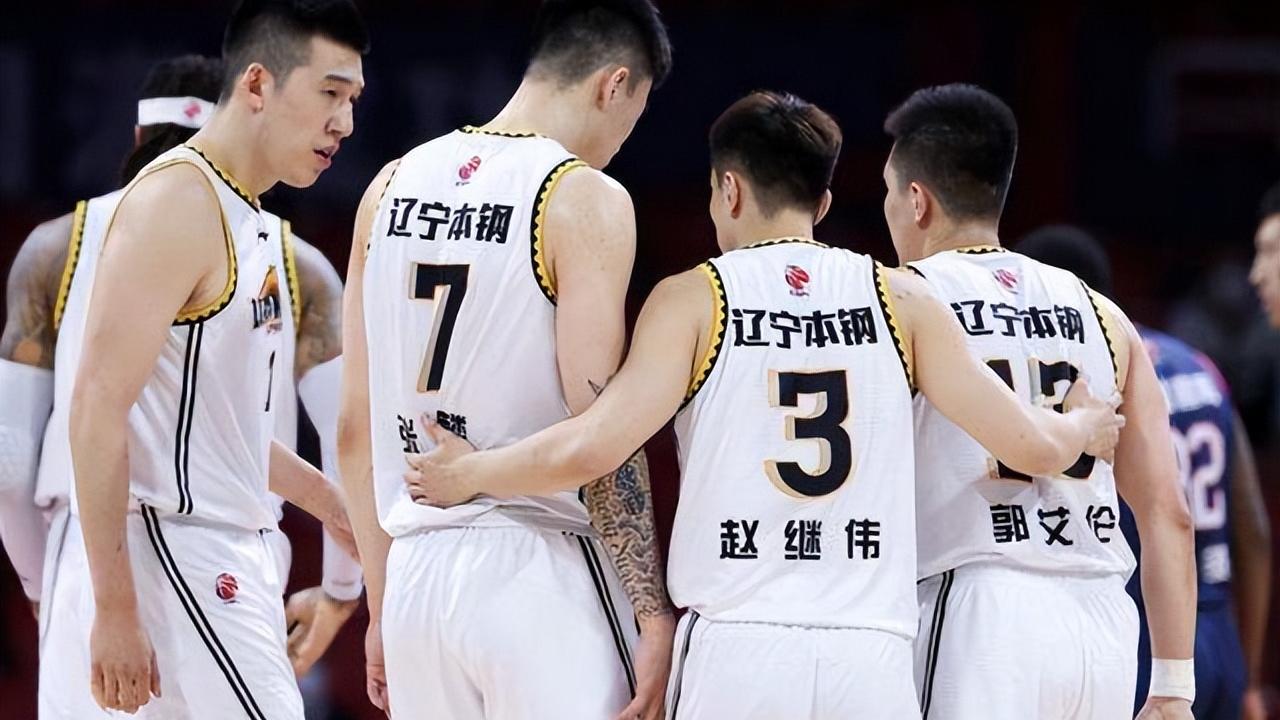 奥里吉|平均身高2米07！6连胜+横扫广东，杨鸣组联盟最强“五小阵容”