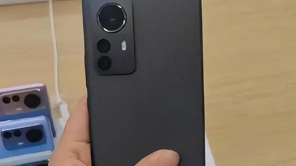 |小米12SPro真机体验后，憋了一肚子话想说，不吹不黑聊聊优缺点