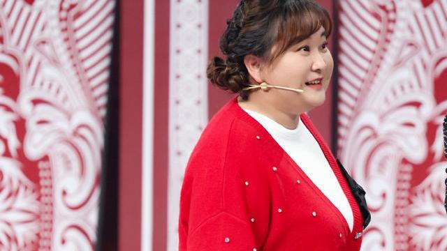 杨超越|沈腾“得罪”浙江卫视，节目中“下跪”道歉，贾玲赶忙撇清关系