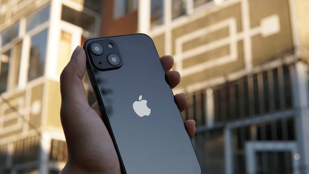iPhone|三五年不想换手机？买手机不要太抠门，入手这三款手机能一步到位