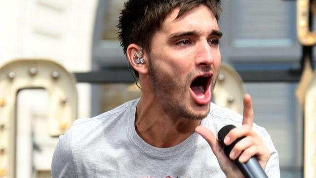 男团|英国男团成员汤姆·帕克脑瘤去世，享年33岁