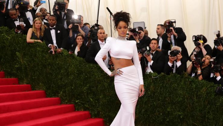 蕾哈娜|蕾哈娜红毯历年回顾——见照片