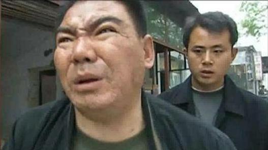 征服|《征服》中的刘华强为什么要杀卖瓜的？